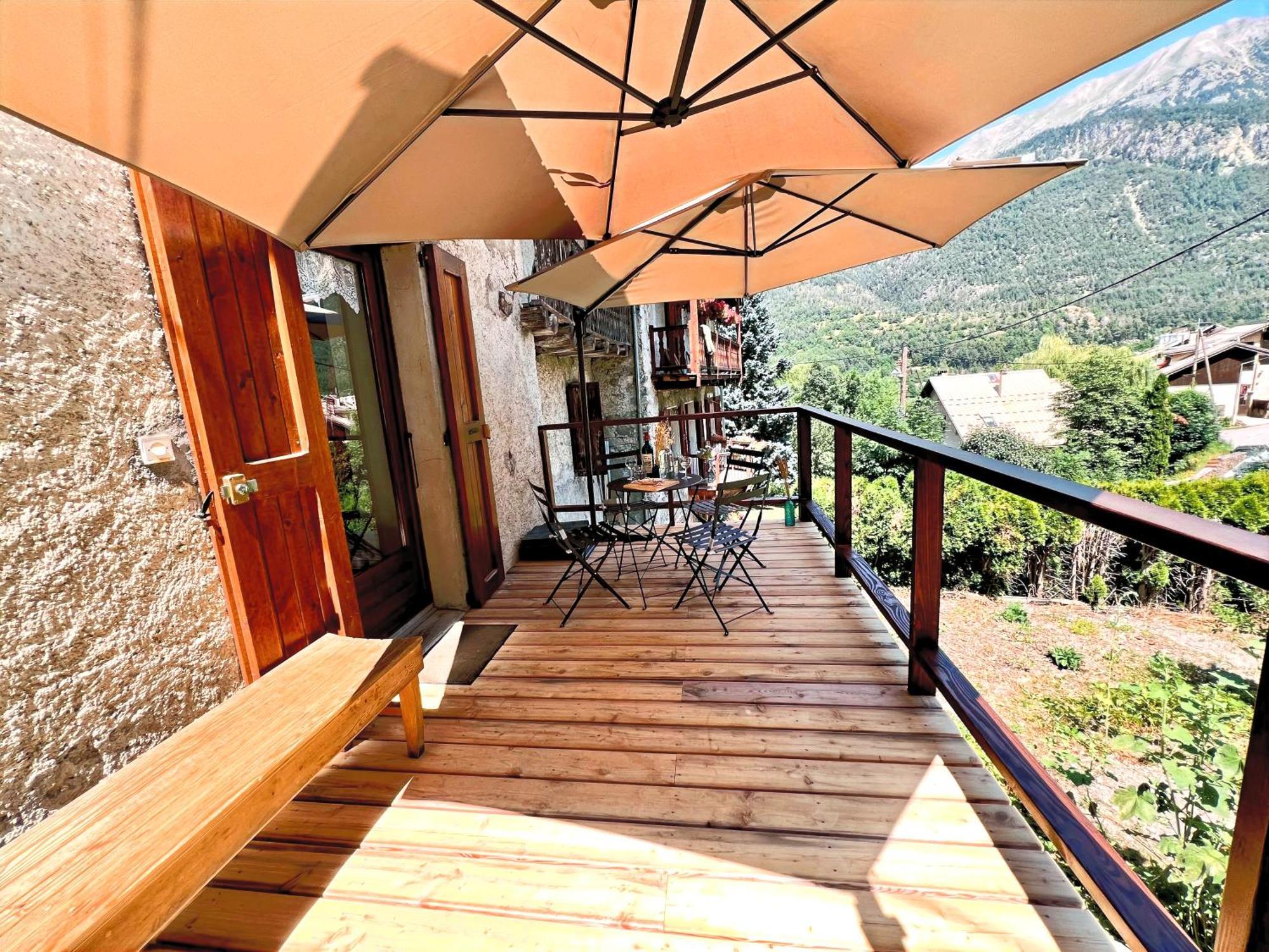 Charmante Maison De Montagne Briançon Kültér fotó